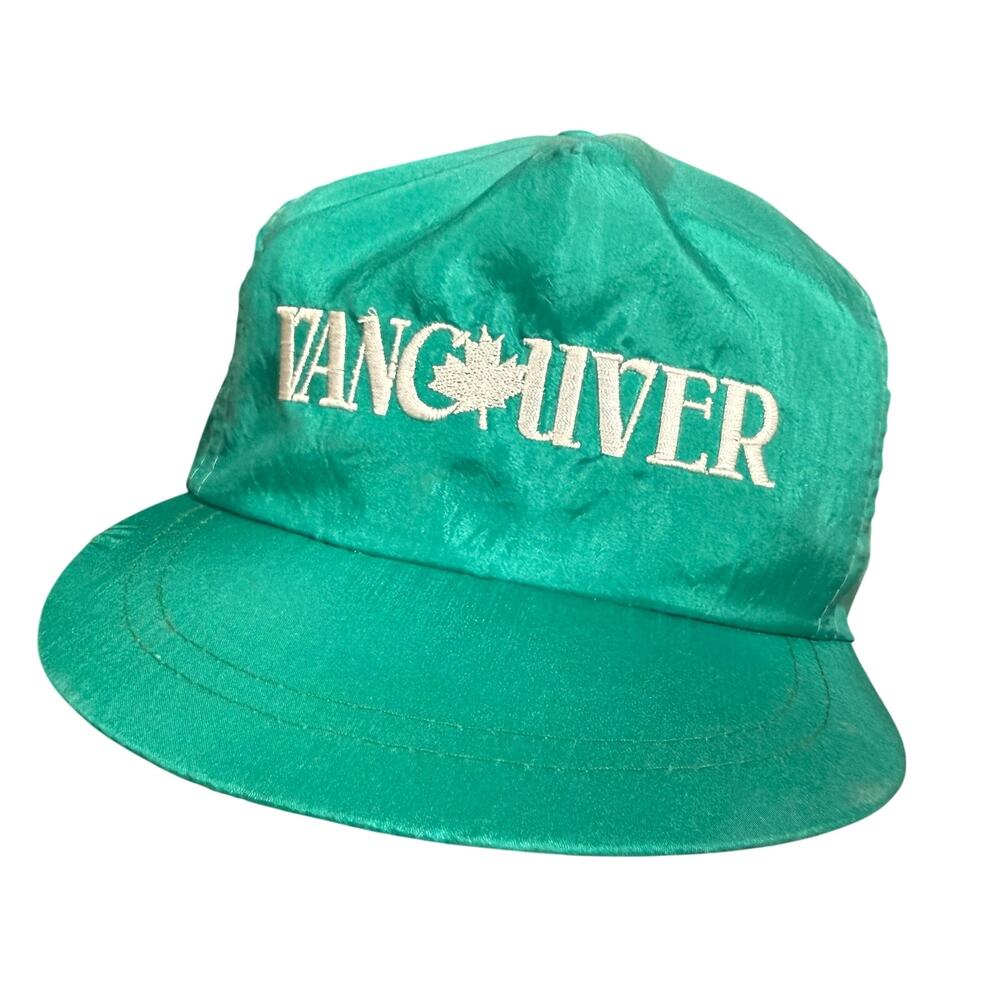 Vintage Vancouver Canada Souvenir Snapback Hat Cap Green White Nylon? Polyester